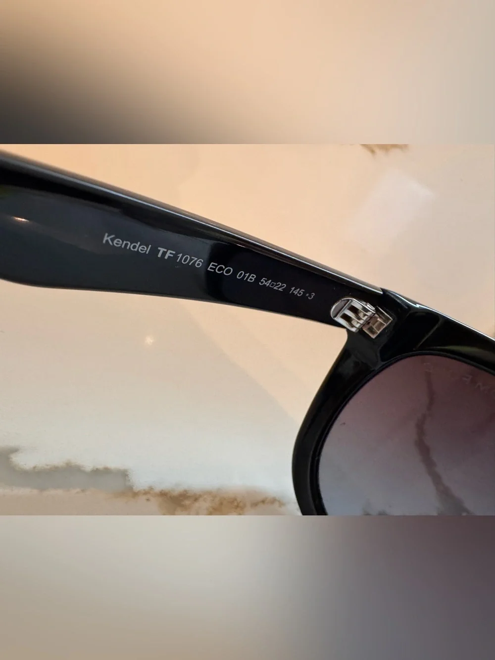 🕶️ Tom Ford Kendel TF1076 Square Sunglasses Black